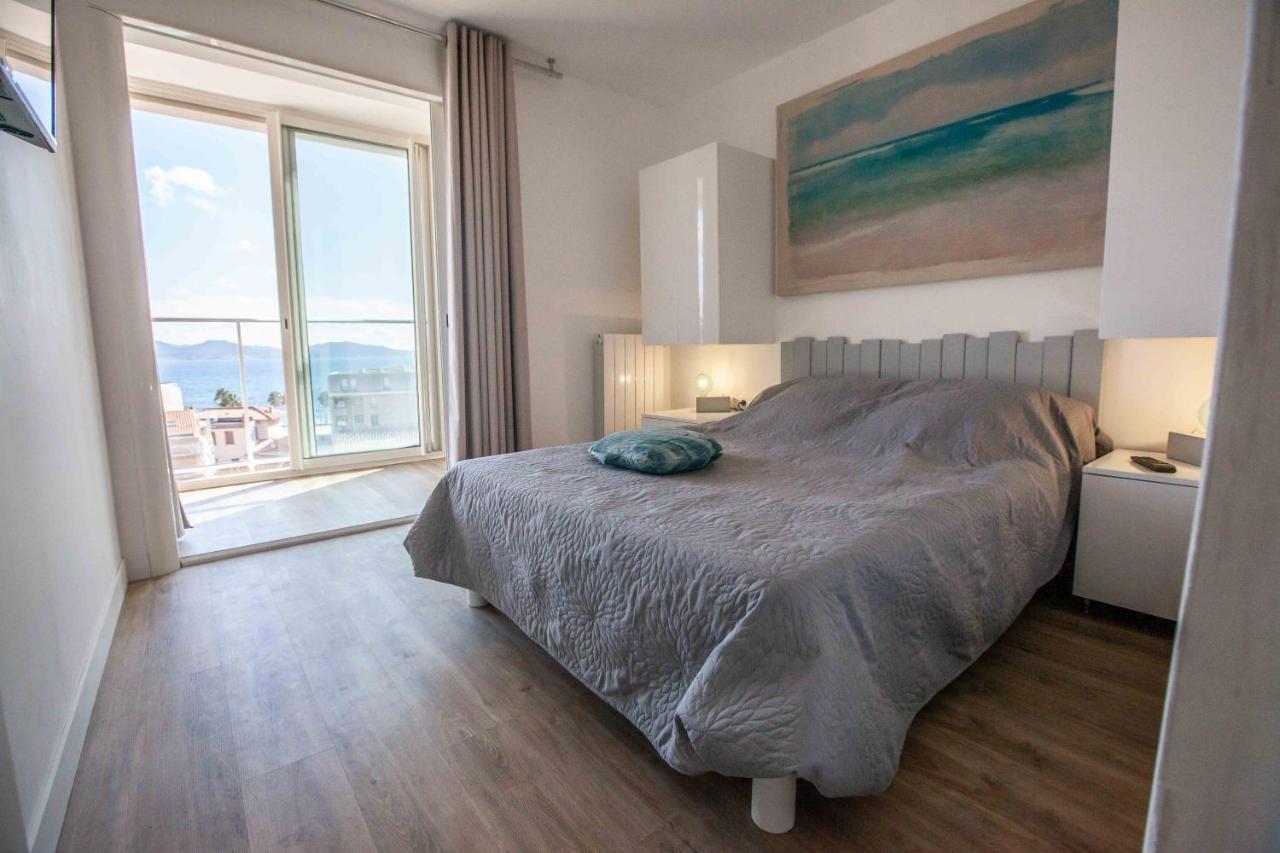 Tres Beau T2 Climatise Refait A Neuf, Vue Mer Panoramique Exceptionnelle A 120M A Pied De La Plage La Ciotat Dış mekan fotoğraf